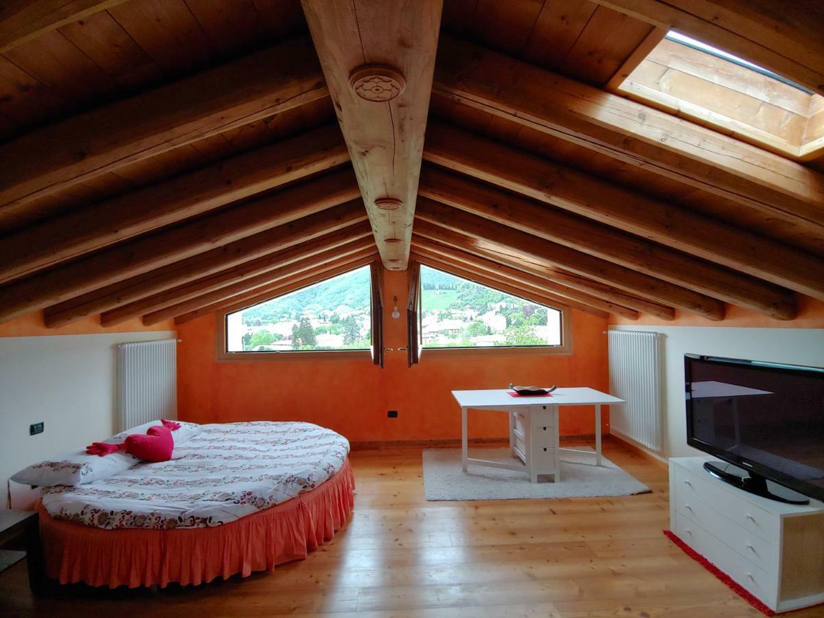 ヴァルドッビアーデネCasa Dolce Casaアパートメント エクステリア 写真